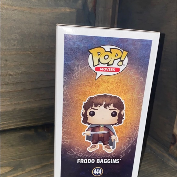 Funko pop Frodo baggins #444 - Picture 4 of 7